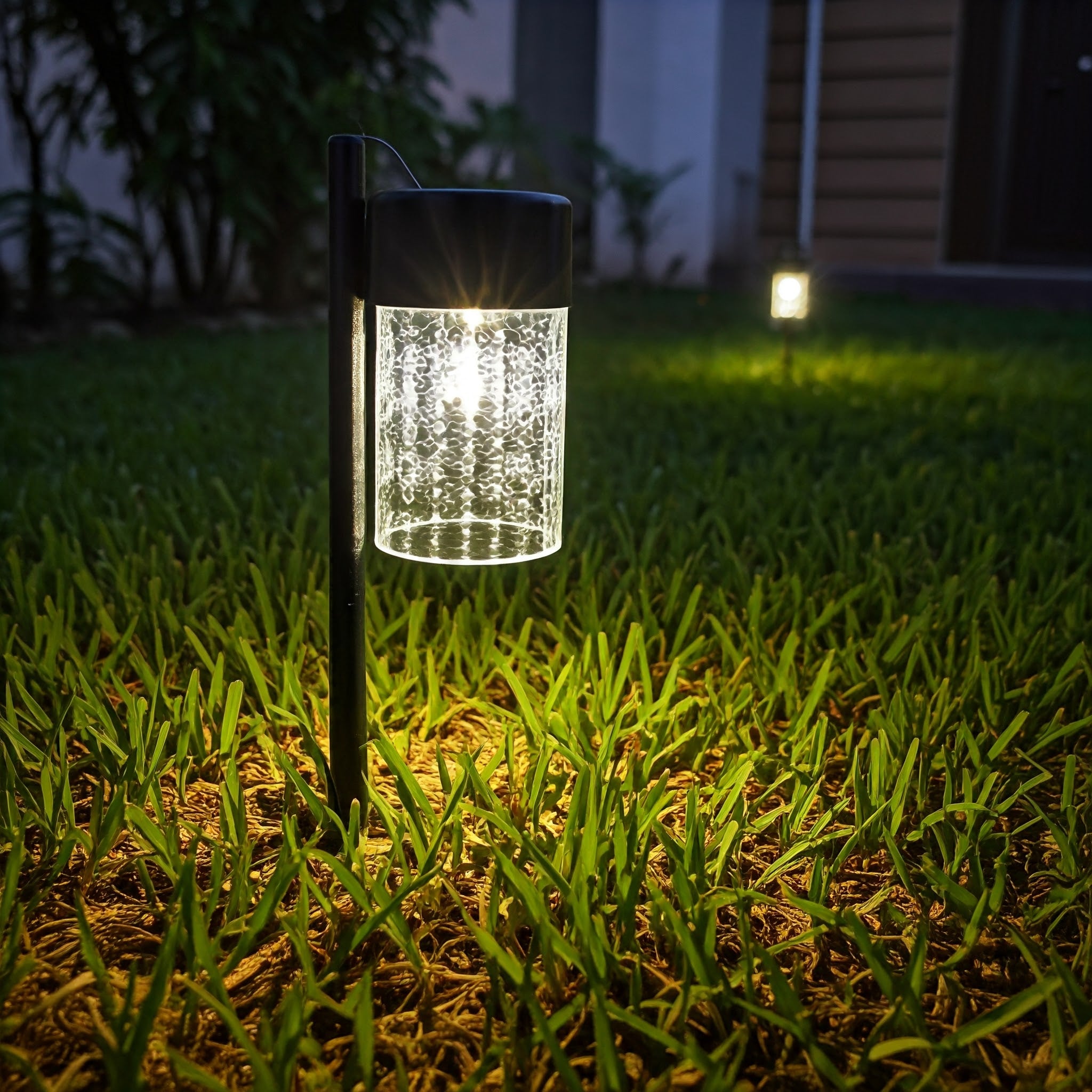 Transform Your Space with the Best Solar Lights for Home and Garden Decoration in India